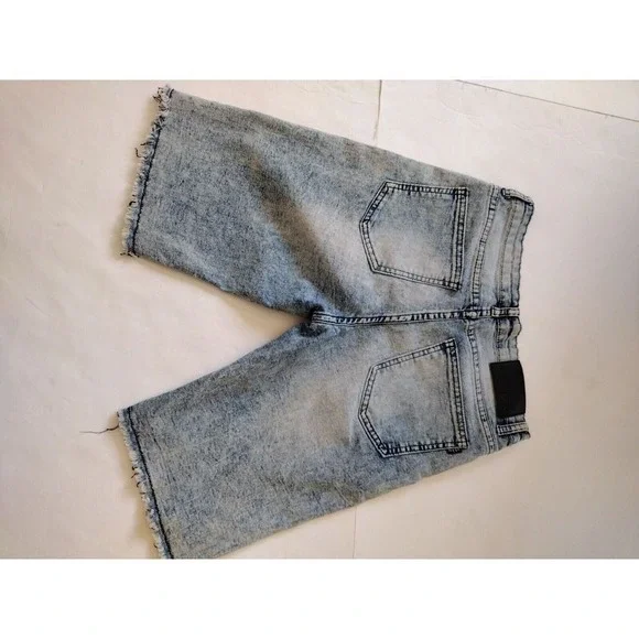 hype Jeans Shorts Men's Size 30 Blue Denim Light Wash Five Pockets Cut Off - Picture 5 of 9
